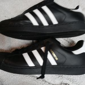 Adidas superstar